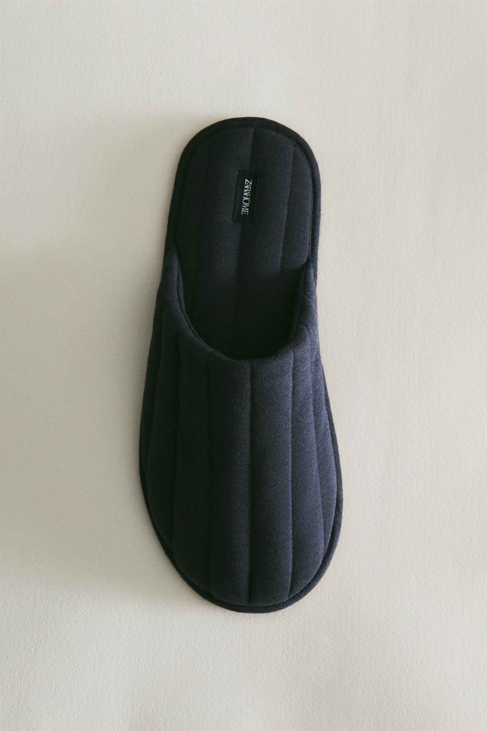 QUILTED MULE SLIPPERS